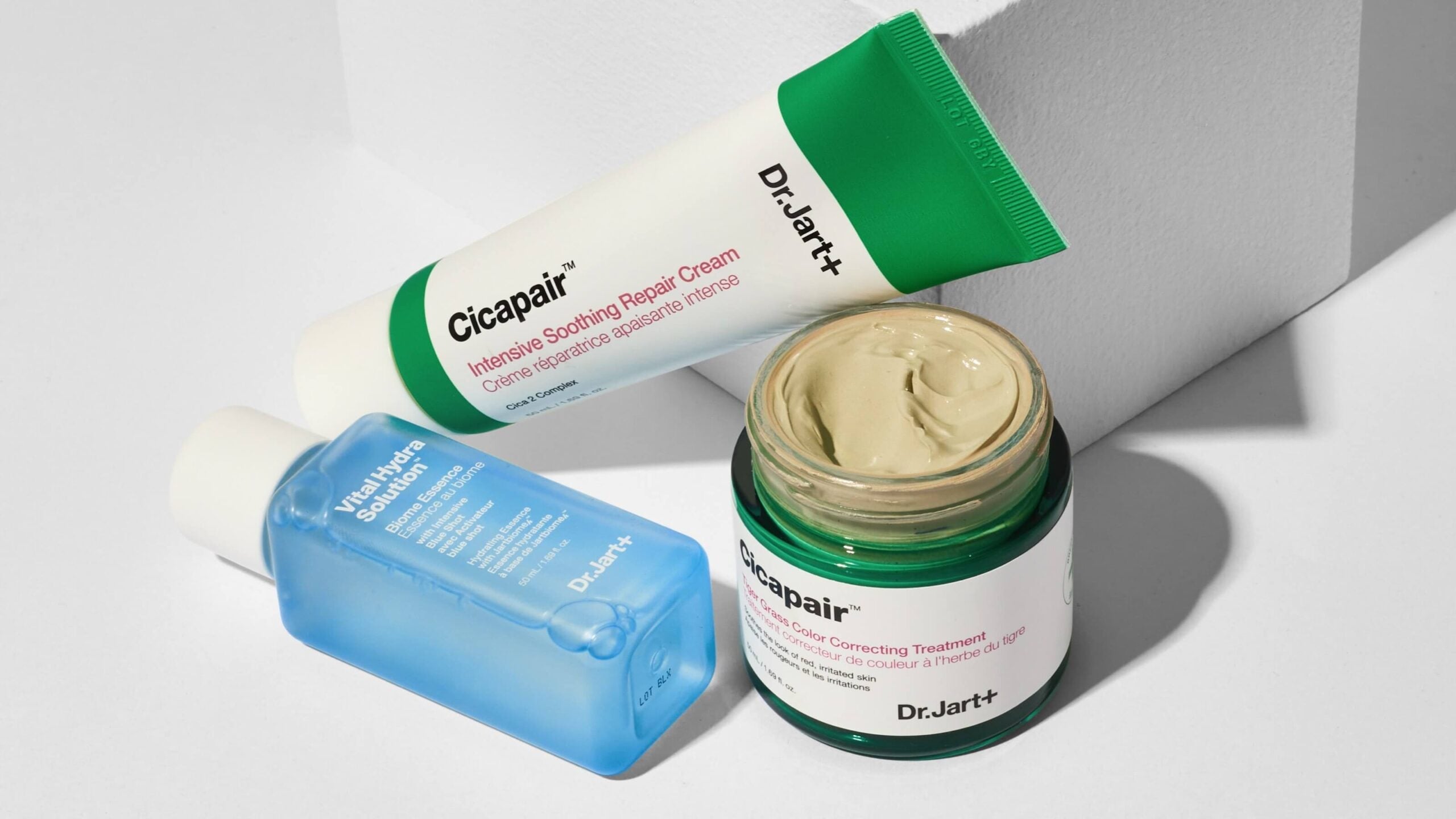 Achieve Radiant Skin with Dr.Jart+: A Comprehensive Guide featuring Cicapair and Dermaclear skincare products.