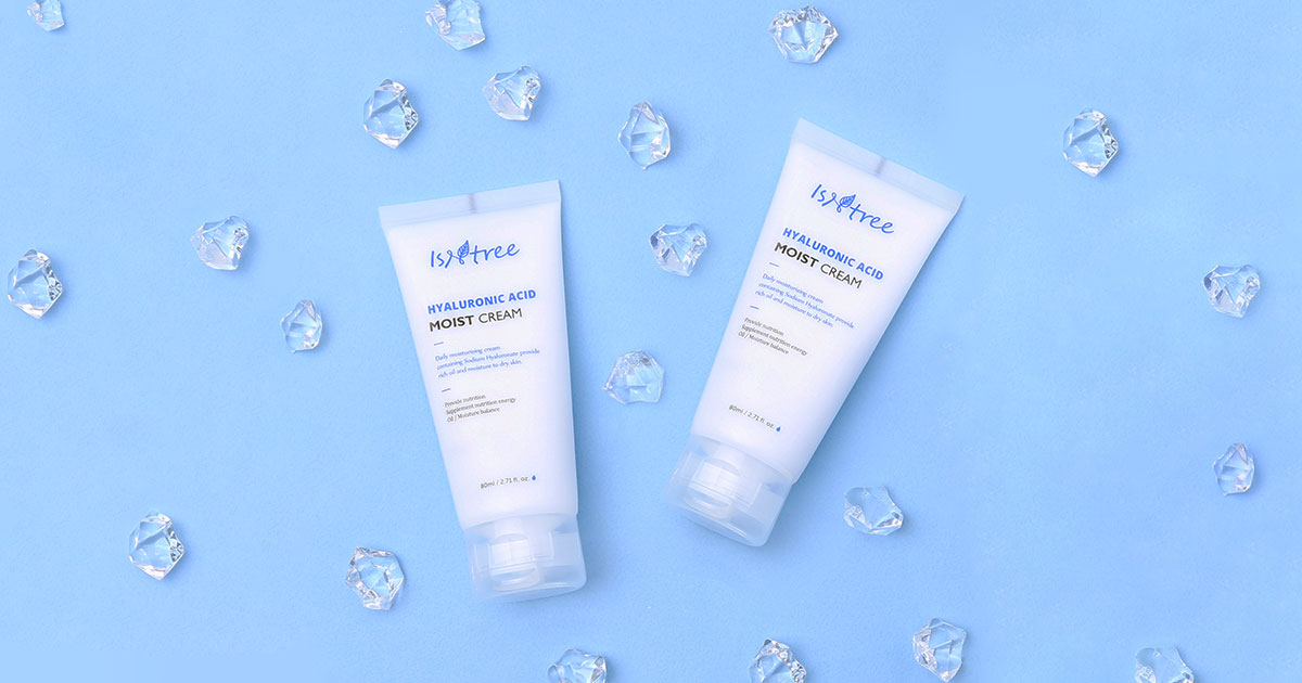 Exploring ISNTREE: A Korean Skincare Brand That Embraces Natural Beauty with hydrating moisturizers on a blue background.