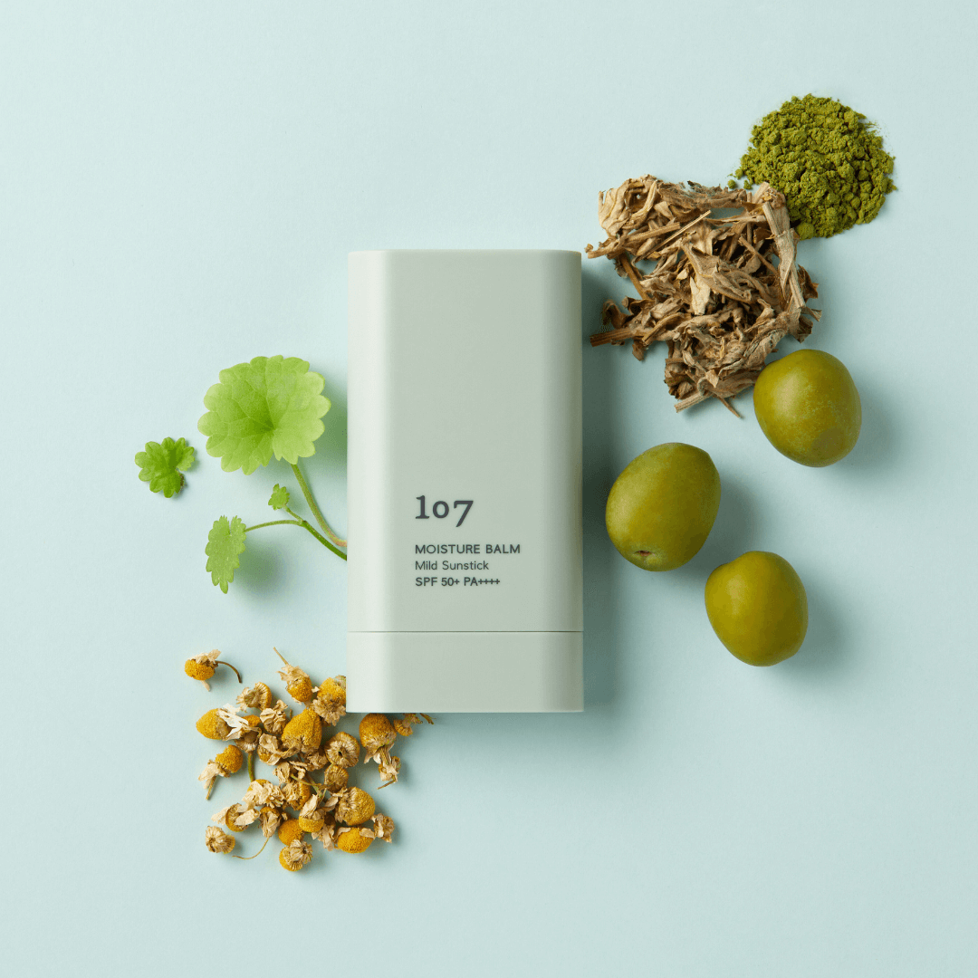 107 Moisture Balm Mild Sun Stick SPF50+PA++++ with natural ingredients