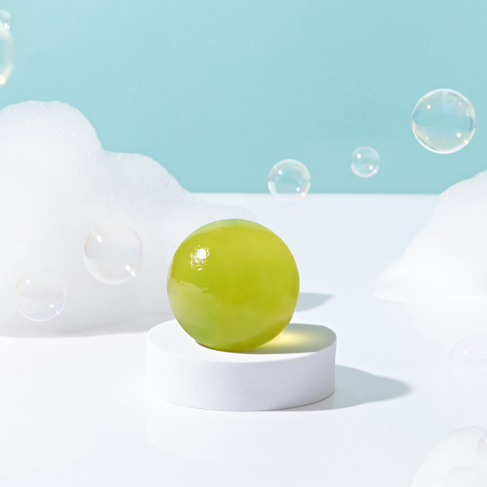 ONGREDIENTS Jeju Green Tea Cleansing Ball - Korean cleansing bar