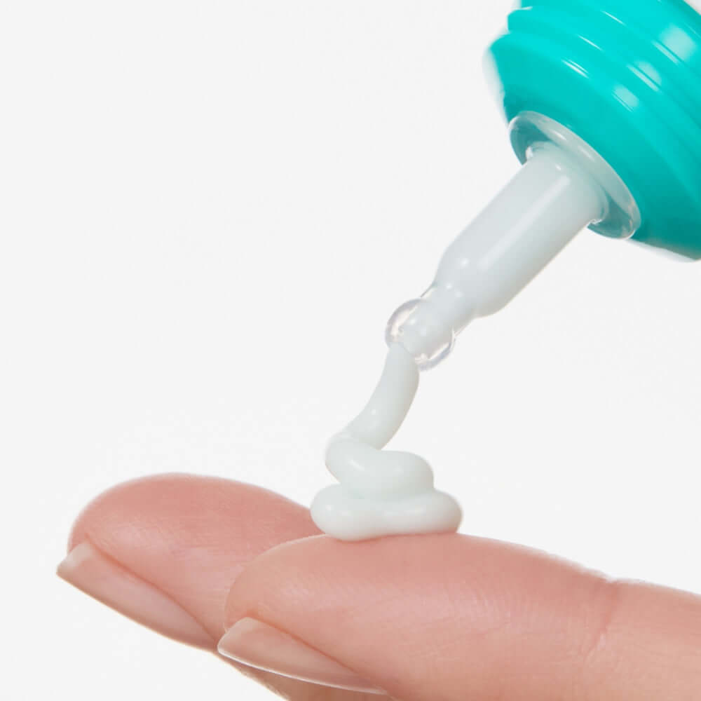 ANUA PDRN Hyaluronic Acid 100 Moisture Cream being applied on fingers