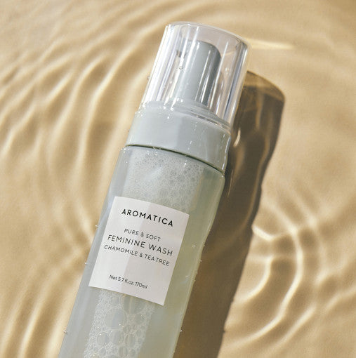 AROMATICA Pure & Soft Chamomile & Tea Tree Feminine Wash 170ml | Kool Seoul