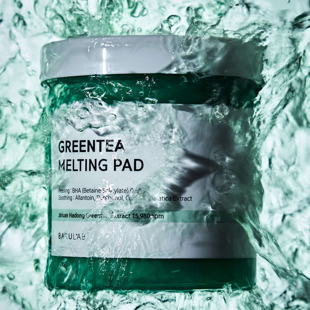 BARULAB Green Tea Melting Pad surrounded by water splash