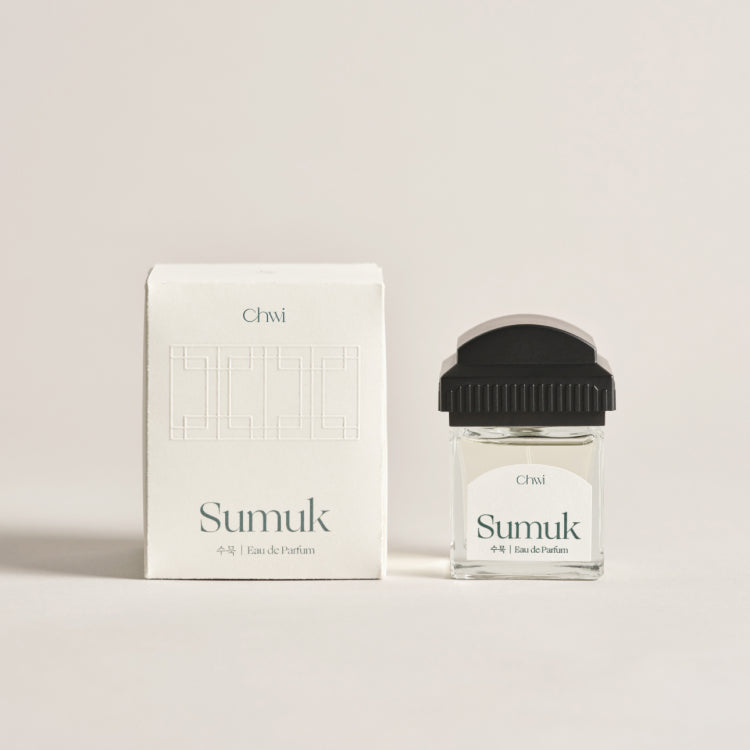 CHWI (CHI) Sumuk Parfume 50ml bottle and packaging showcasing elegant design.