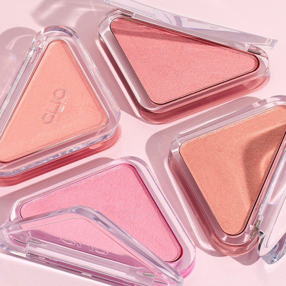 CLIO  Essential Blush Tab