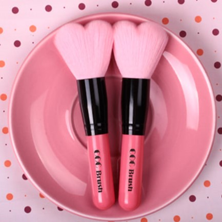 CORINGCO Volume Heart Multi Brush | Kool Seoul