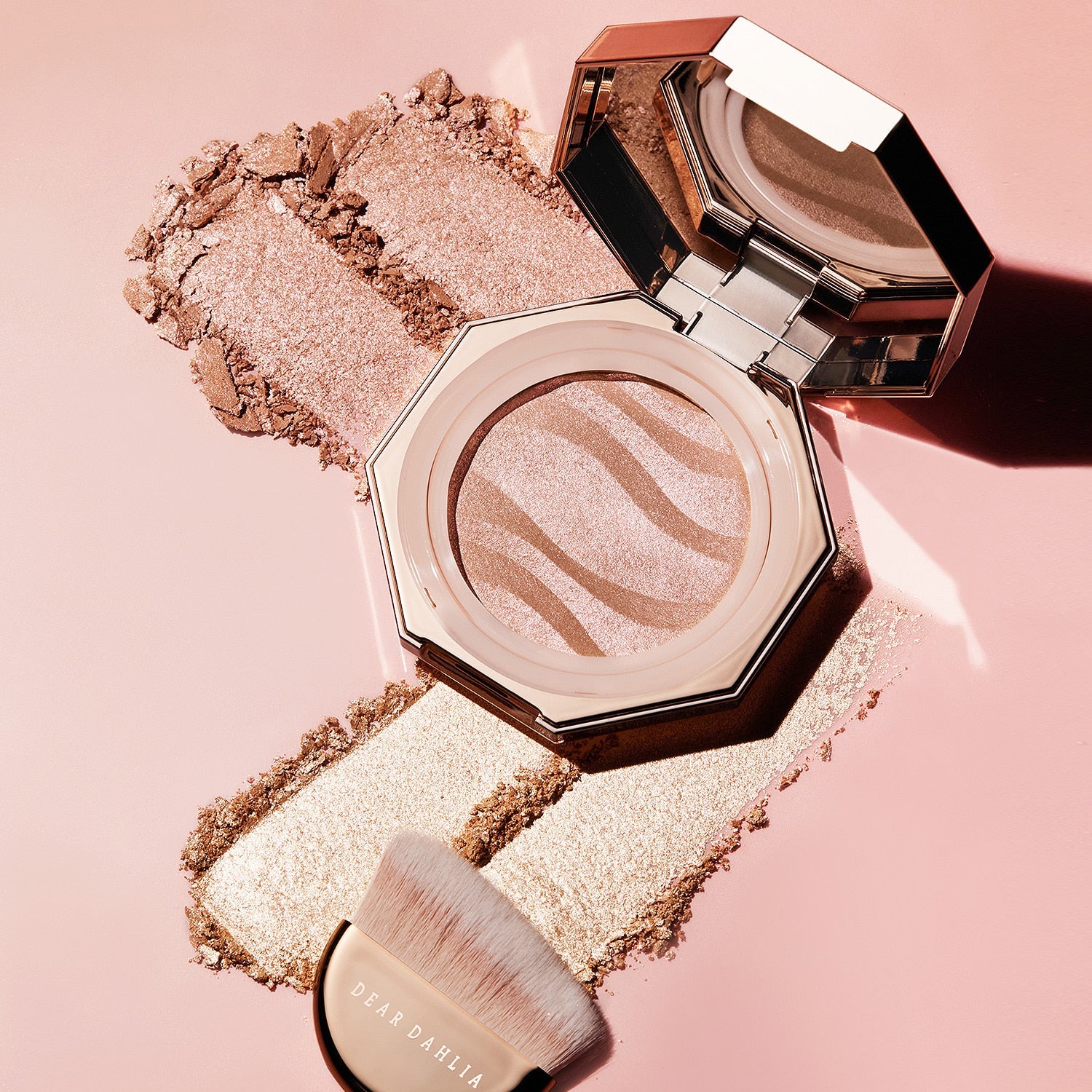 DEAR DAHLIA Blooming Edition Endless Glow Illuminator disponible sur Ma petite Coree, ton Eshop 100% K-beauty en direct de Seoul