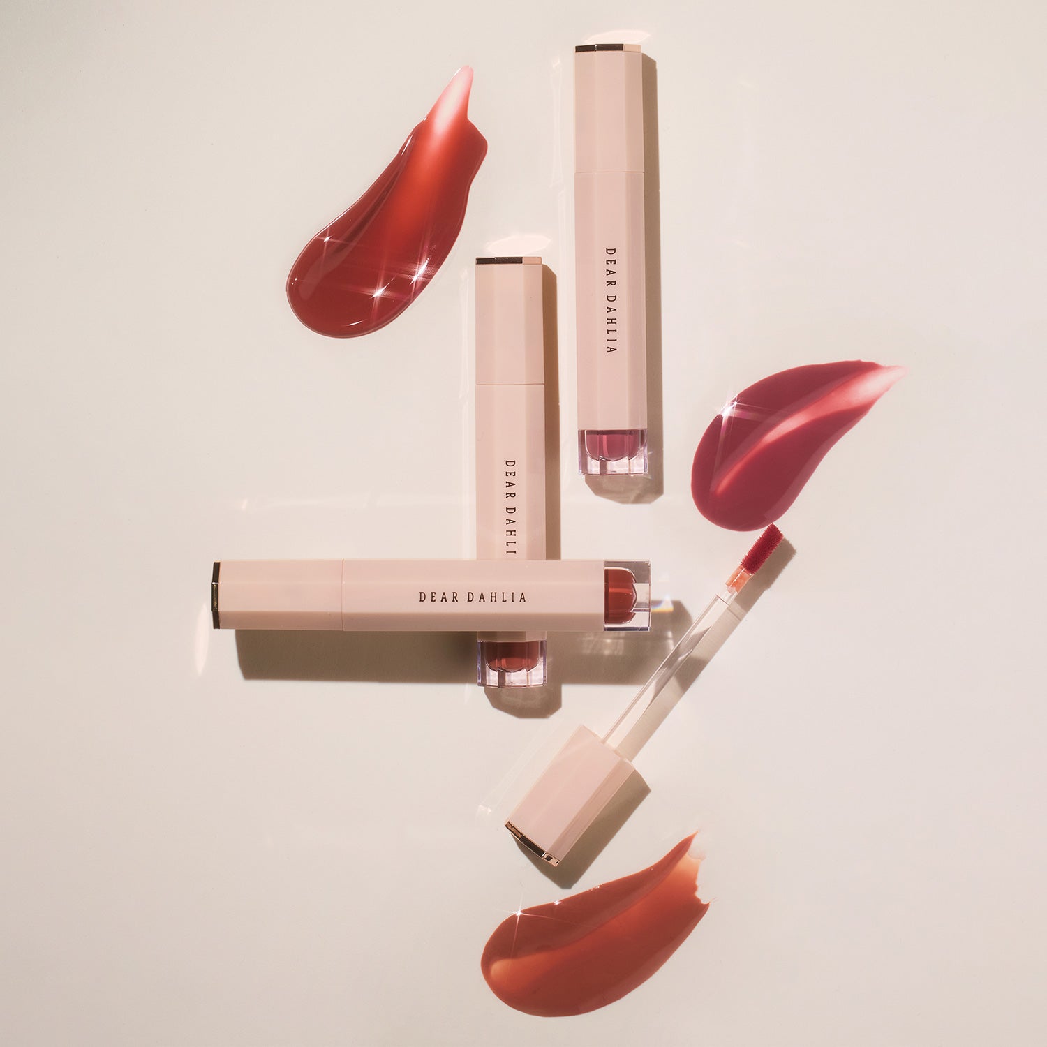 DEAR DAHLIA Blooming Edition Satin Glow Lip Stain disponible sur Ma petite Coree, ton Eshop 100% K-beauty en direct de Seoul