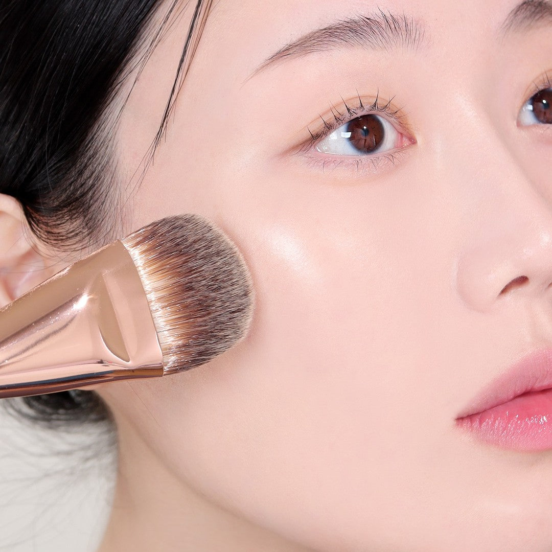 RIRE Foundation Brush | Kool Seoul