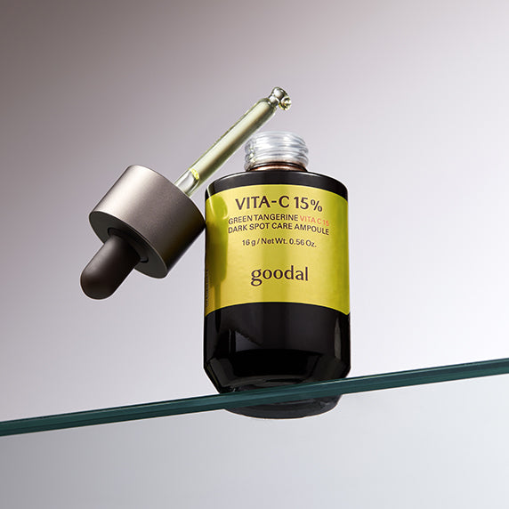 GOODAL Green Tangerine Vita C 15 Spot Care Ampoule 16g on display with dropper