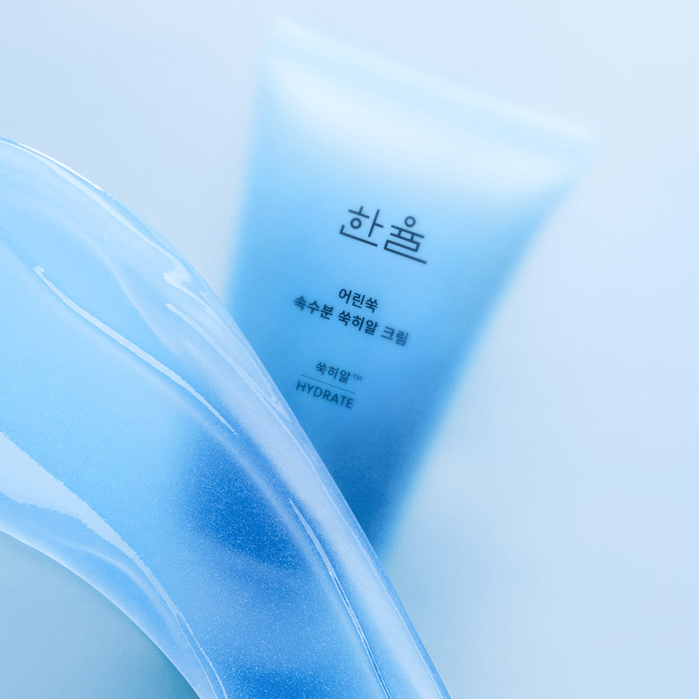 HANYUL Young Artemisia Extract Moisturizing Cream 60ml tube with blue cream texture