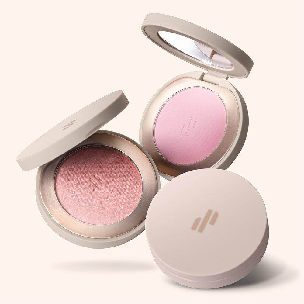 HEART PERCENT Dot On Mood Blurry Blush in open and closed compacts showing pink shades on beige background.