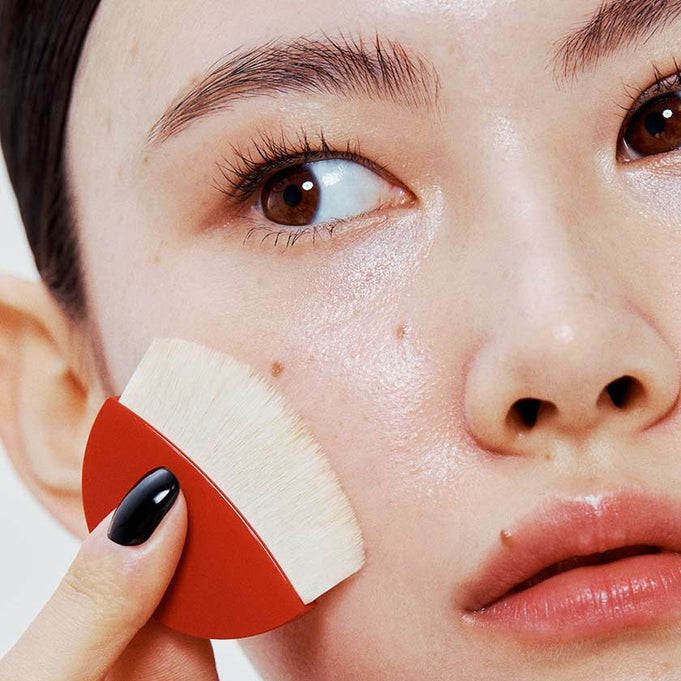 HERA Skin Tint Comfy Spreader SPF50+ PA++++ 15g