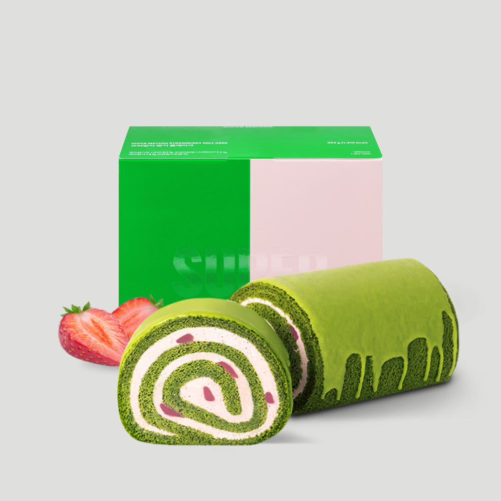 HIT THE TEA Super Matcha Strawberry Rool Cake Gluten-Free with strawberries and product packaging displayed