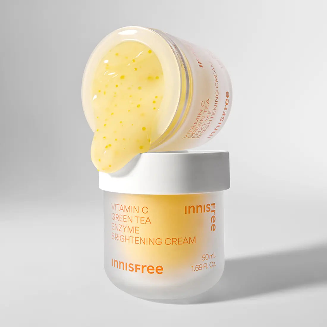 INNISFREE Vitamin C Enzyme Spot Toning Cream 50ml disponible sur Ma petite Coree, ton Eshop 100% K-beauty en direct de Seoul