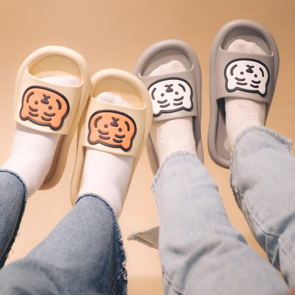 MUZIK TIGER Tube Slippers | Kool Seoul