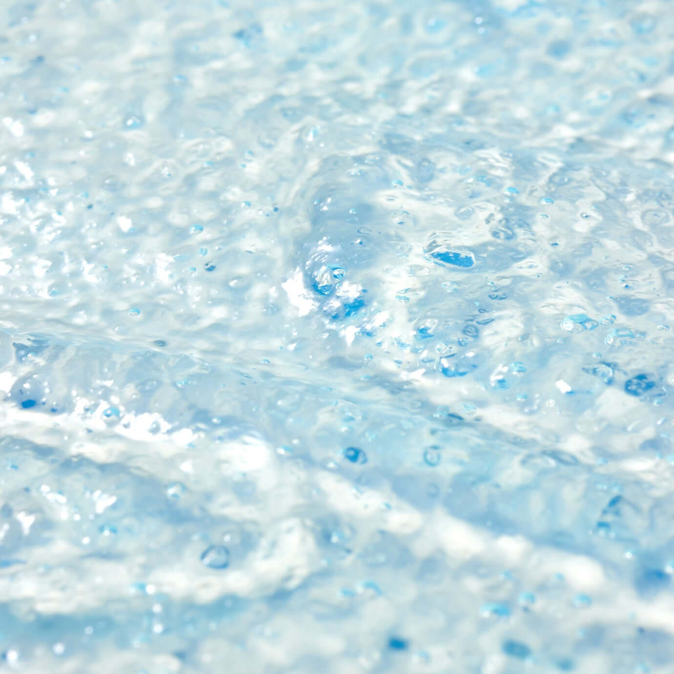 Close-up texture of PARNELL Squalane Mineral Water Moisture Capsule Toner 200ml highlighting its hydrating properties