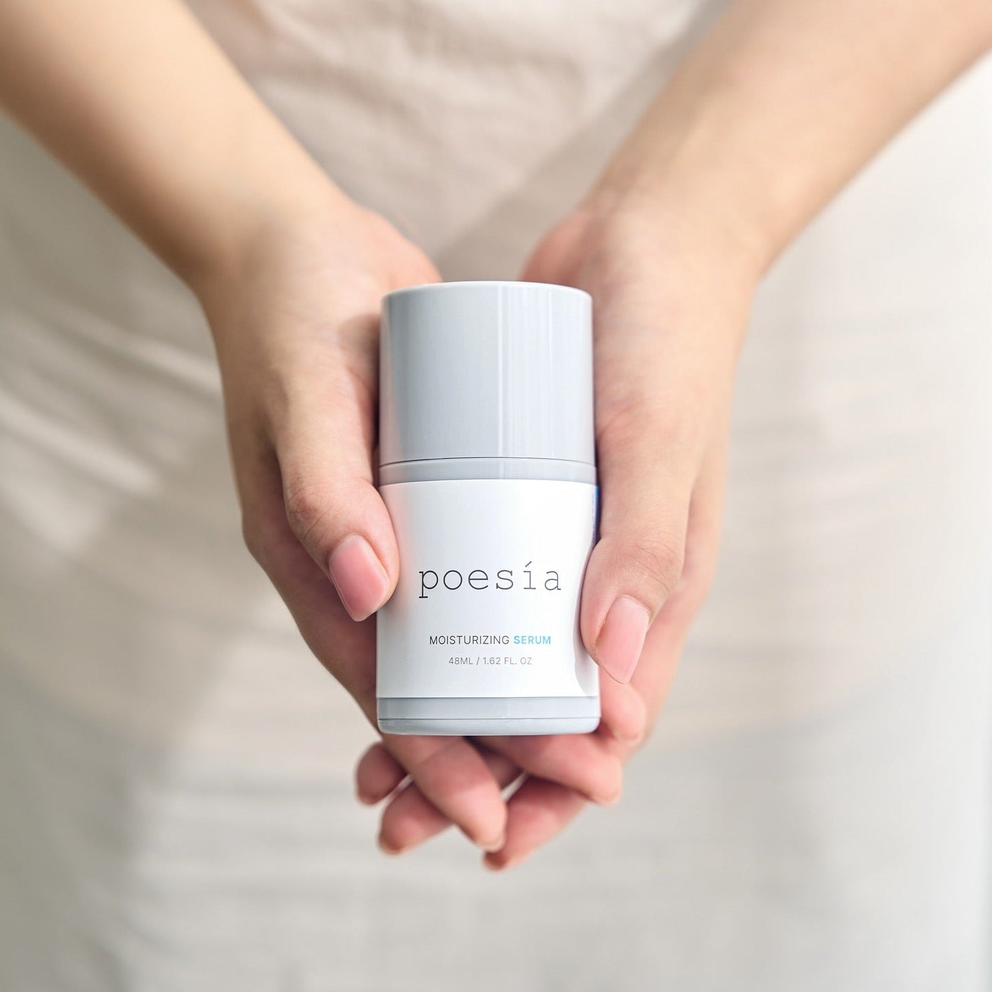 POESÃA Hydro Hyaluronic Deep Moisturizing Ampoule Serum 48ml