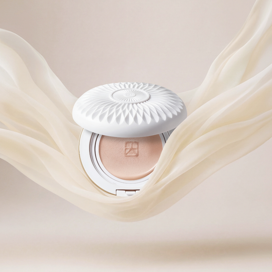 タリタクム ホワイトダンデリオン シームレスクッション SPF40 PA++