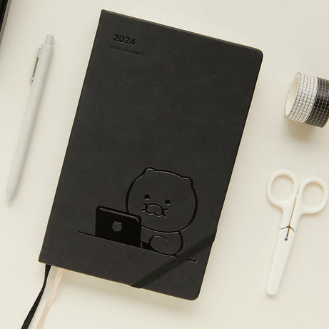 KAKAO FRIENDS 2024 Black Daily Diary available on Koolseoul.com, your Korean Eshop from Seoul !