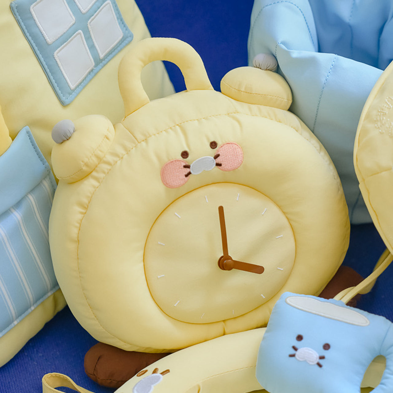 CHOONHOUSE Cushion Chunsik - Official Kakao Friends merchandise | Koolseoul