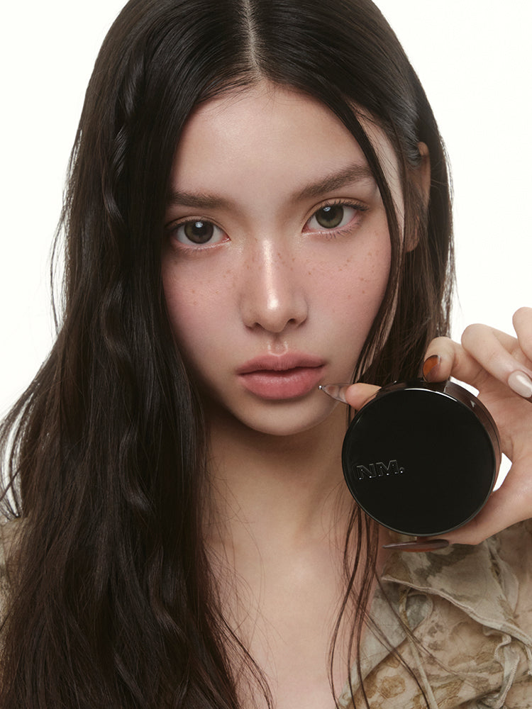 NAMING Zero Gravity Cover Up Cushion SPF40 PA++