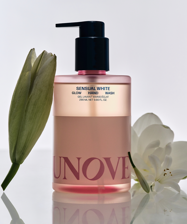 UNOVE Glow Hand Wash 290ml bottle with floral accents, 290ml bottle size.