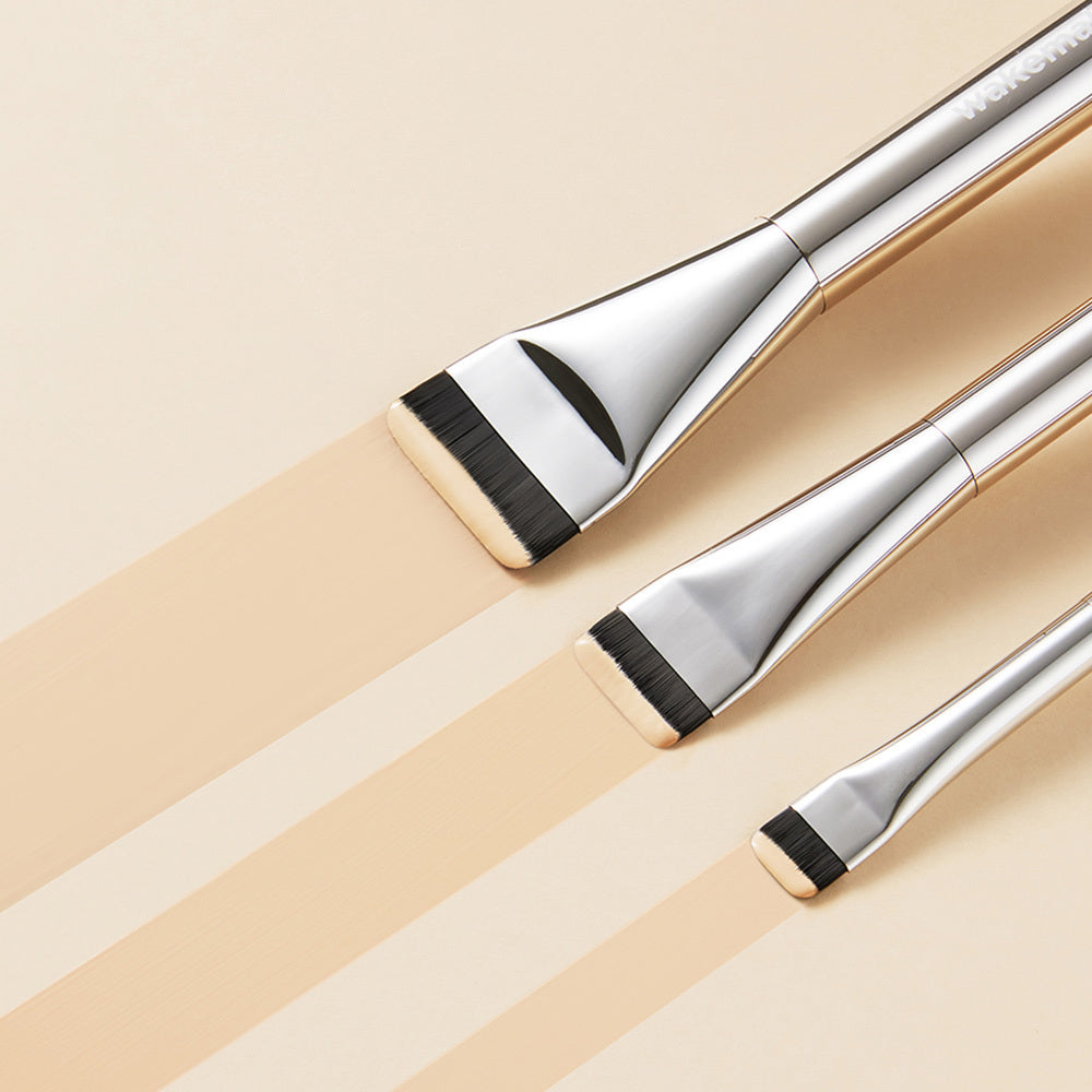 WAKEMAKE Spatula Wide Foundation Brush - Korean Foundation Brush - 2