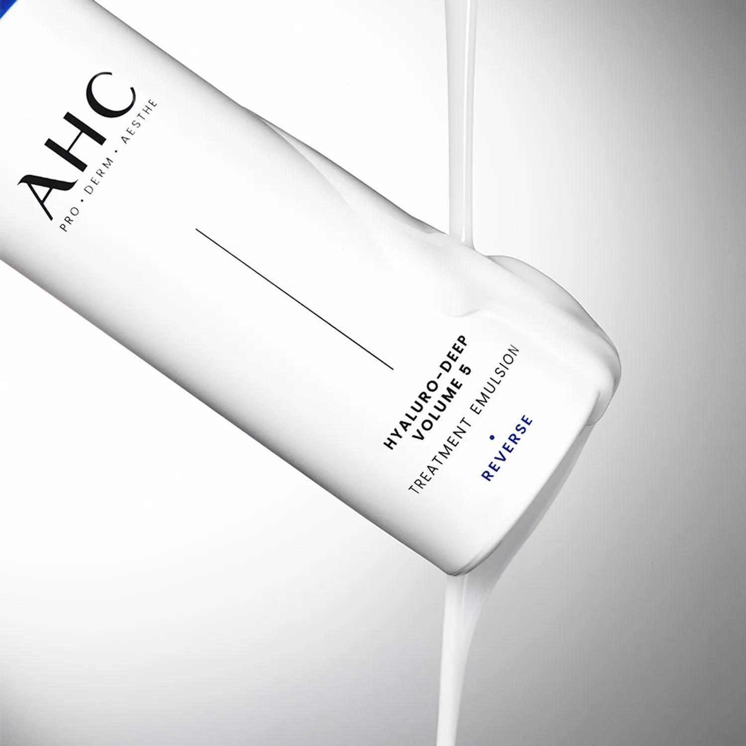 AHC Hyaluro Deep Volume 5 Treatment Essence 130ml bottle with pouring essence