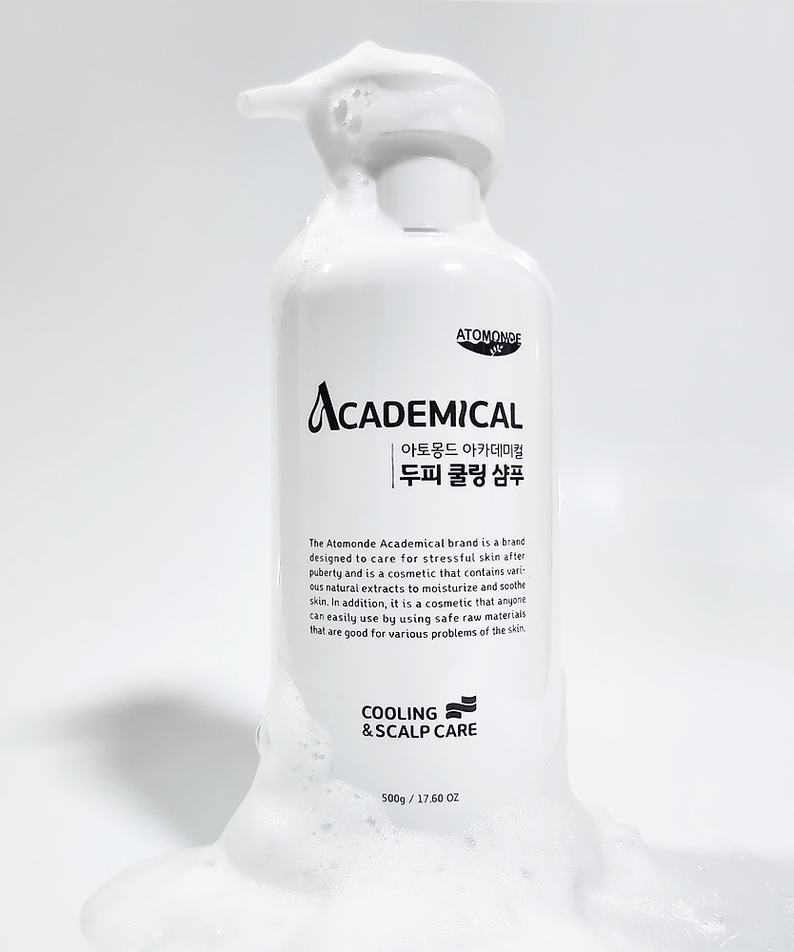 ATOMANDE Academic Scalp Cooling Shampoo 500ml bottle with foam, offering cooling scalp care.