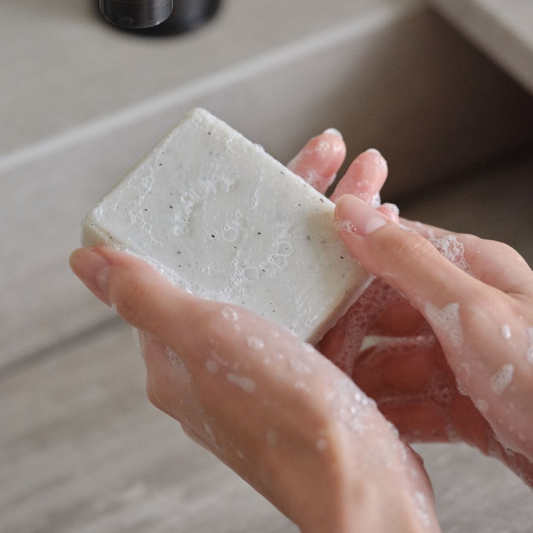 BEAUTY OF JOSEON Clear Rice Mild Acid Cleansing Bar