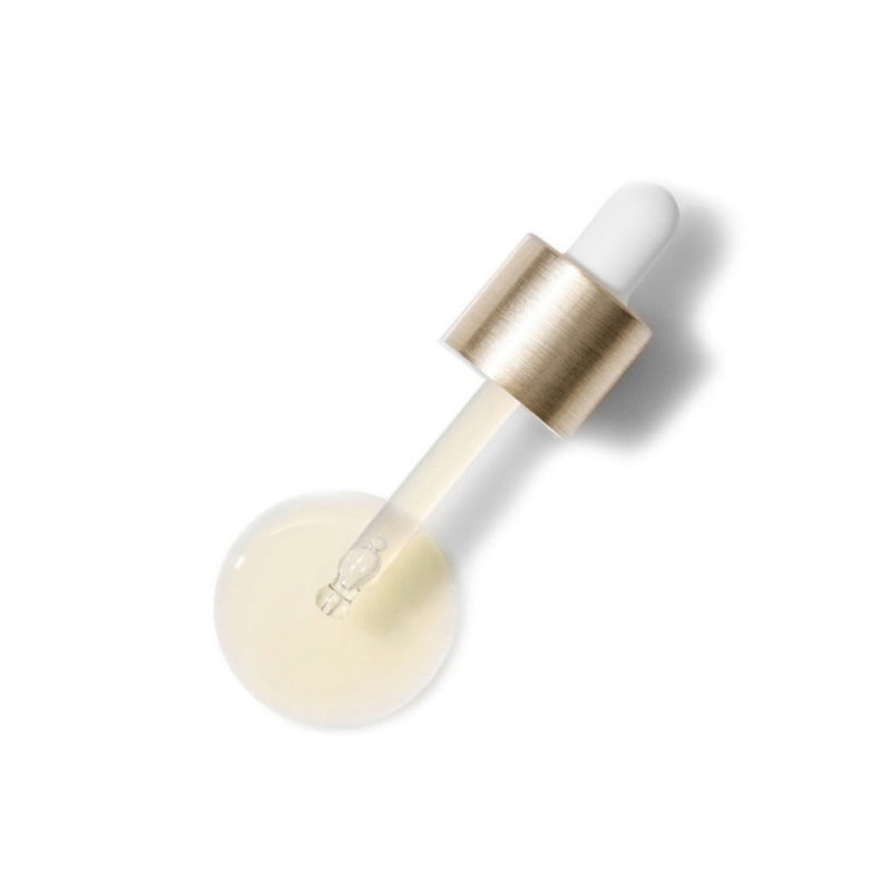 CENTELLIAN 24 Expert Madeca Ssok Ampoule 38ml dropper with gold cap on white background