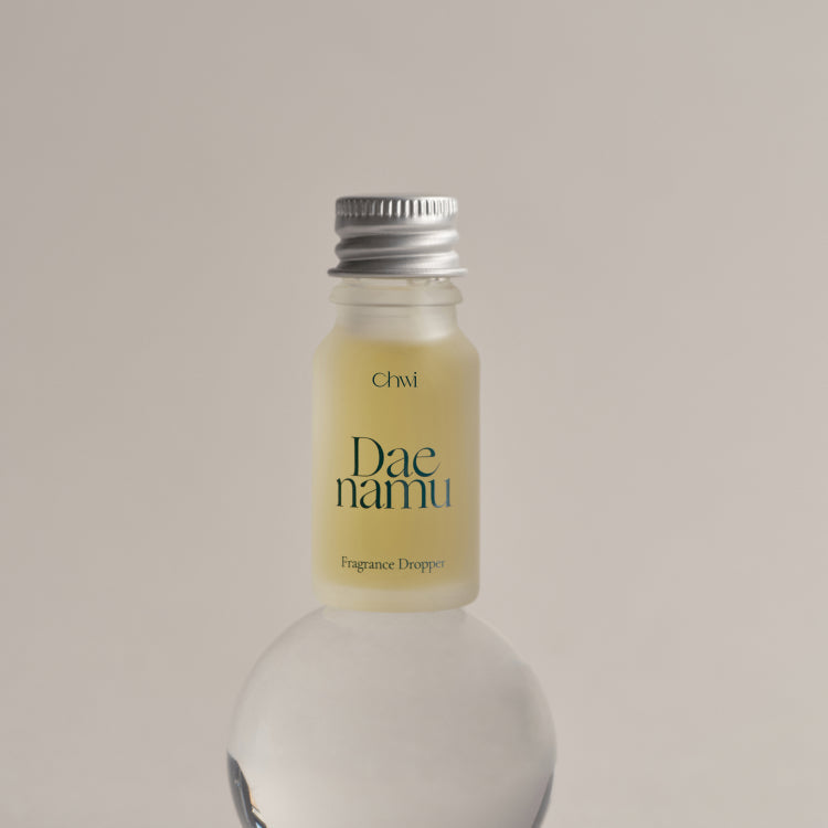 CHWI (CHI) Dae Namu Frangrance Dropper 10ml bottle on display.