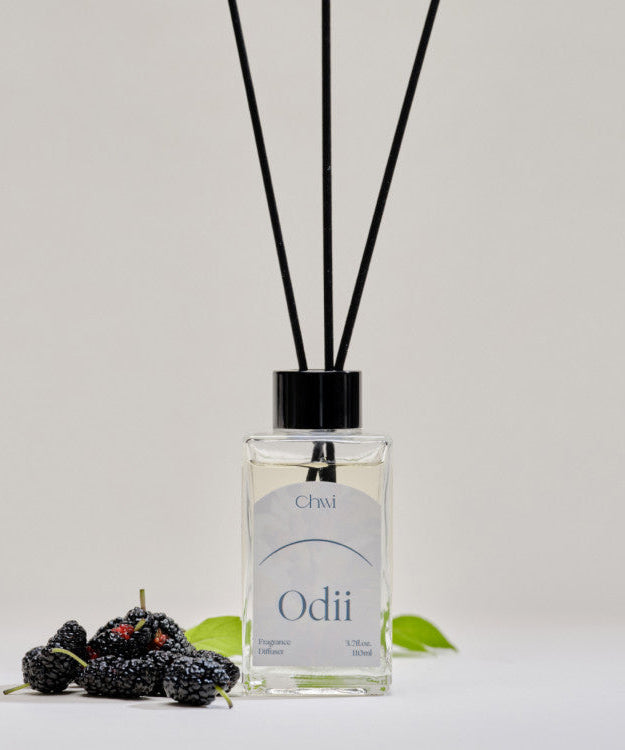 CHWI (CHI) Odii Diffuser 100ml with sweet berries, a luxury fragrance diffuser for home aromatherapy experience.