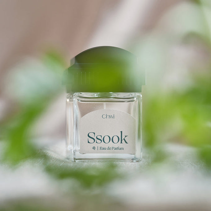 CHWI (CHI) Ssook Parfume 50ml bottle with a nature-inspired design, showcasing its elegant packaging.