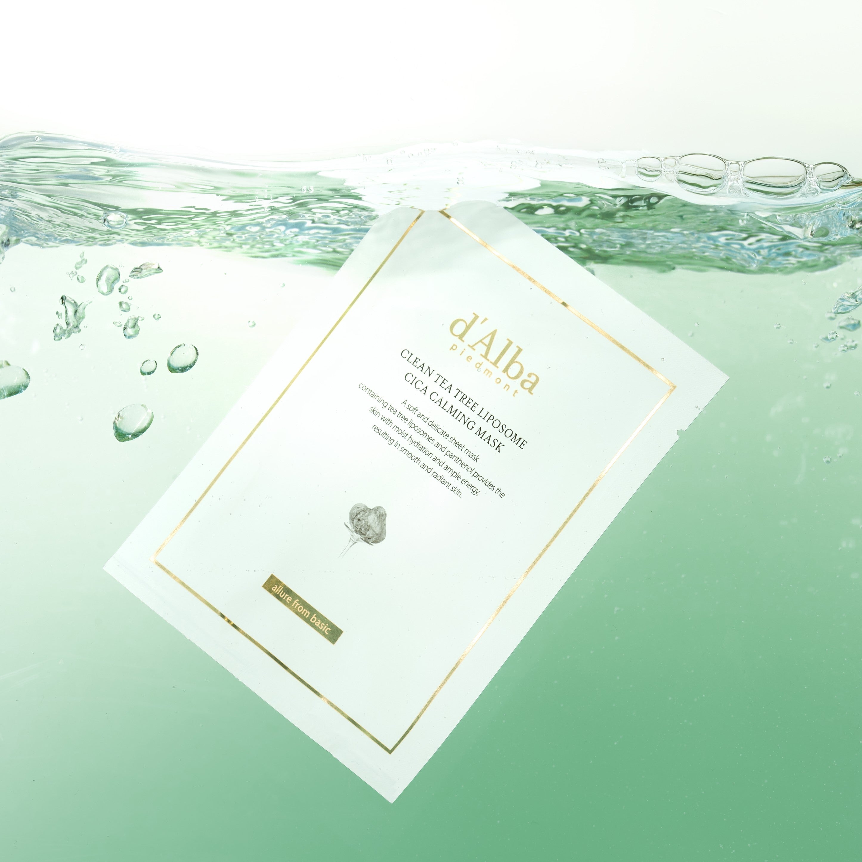 D'ALBA Clean Tea Tree Lipsome Cica Calming Mask (5 Sheets) floating underwater