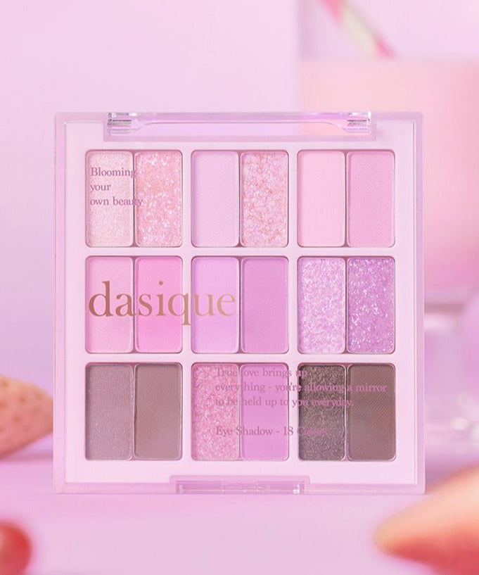 DASIQUE Shadow Palette #18 Berry Smoothie with pink and neutral eyeshadow shades, perfect for versatile eye makeup looks.