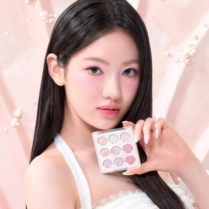 DASIQUE Twinkle Mermaid Shadow Palette
