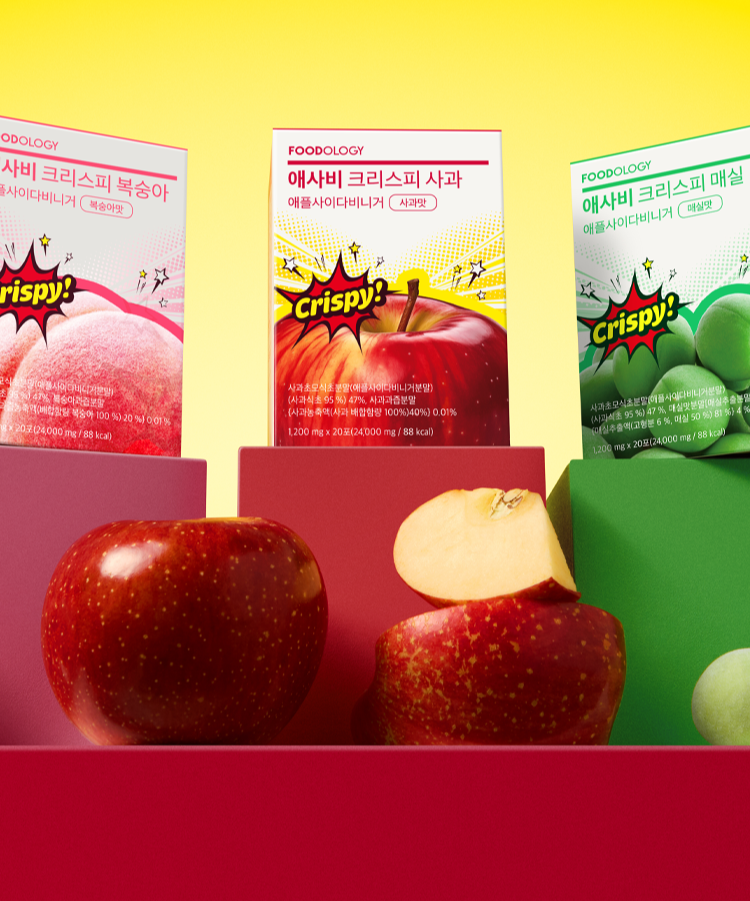 FOODOLOGY Asabi Crispy 3 Types packaging and colorful fruits on display