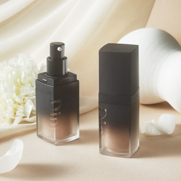 DINTO Blur-Matte Foundation available on Koolseoul.com, your Korean Eshop from Seoul !