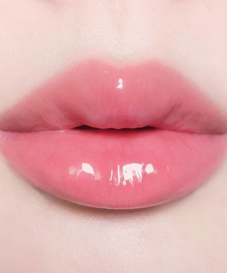 Hydrated lips using DR.JART+ Vital Hydra Solutionâ„¢ Hydrating Lip Mask