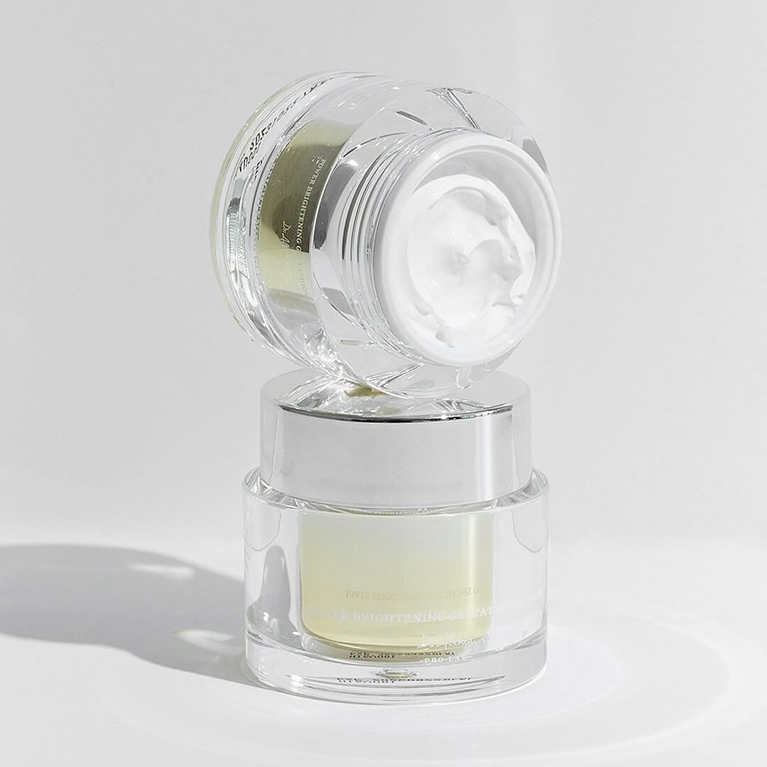 Open jar of DR.ALTHEA Niathion Cream 30ml showcasing texture and consistency.