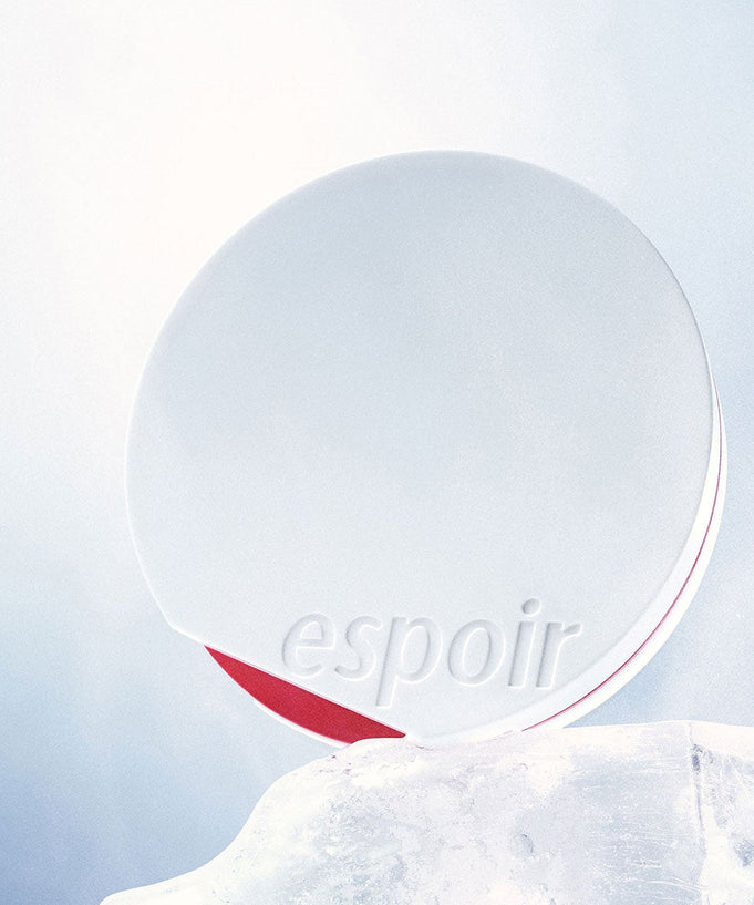 ESPOIR Bevelvet Sebumcut Cooling Cushion placed on ice for a refreshing look