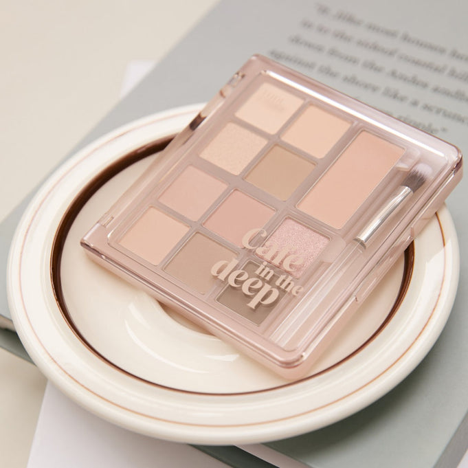 ETUDE My Best Tone Eye Palette [MBTEYE Collection] showcasing a palette with neutral shades on a white ceramic dish.
