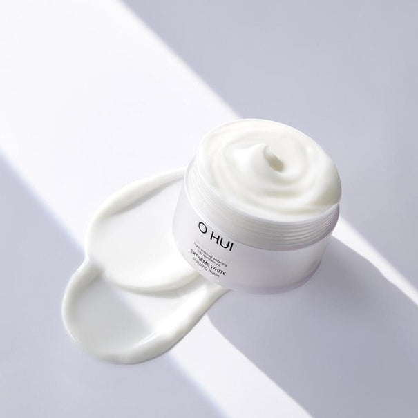 OHUI Extreme White Sleeping Mask 100ml available on Koolseoul.com, your Korean Eshop from Seoul !