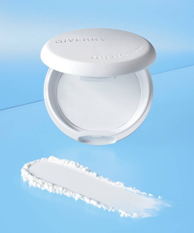 GIVERNY Milchak Setting Powder 6g in compact case on a blue background