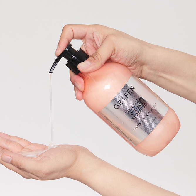 GRAFEN Collagen Volume Shampoo 500ml bottle dispensed into hand by gentleman - Gentleman Korea export of Korean men's skincare