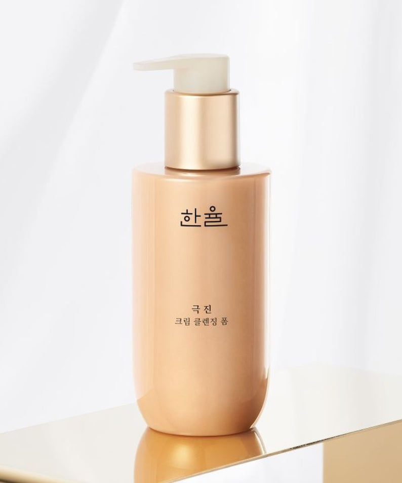 HANYUL Extreme Cream Cleansing Foam 200ml bottle on display