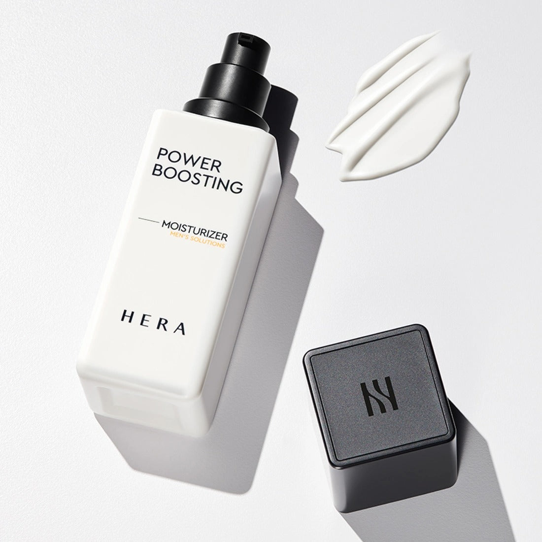 HERA Powder Boosting Moisturzer 110ml bottle with cream swatch and cap on white background
