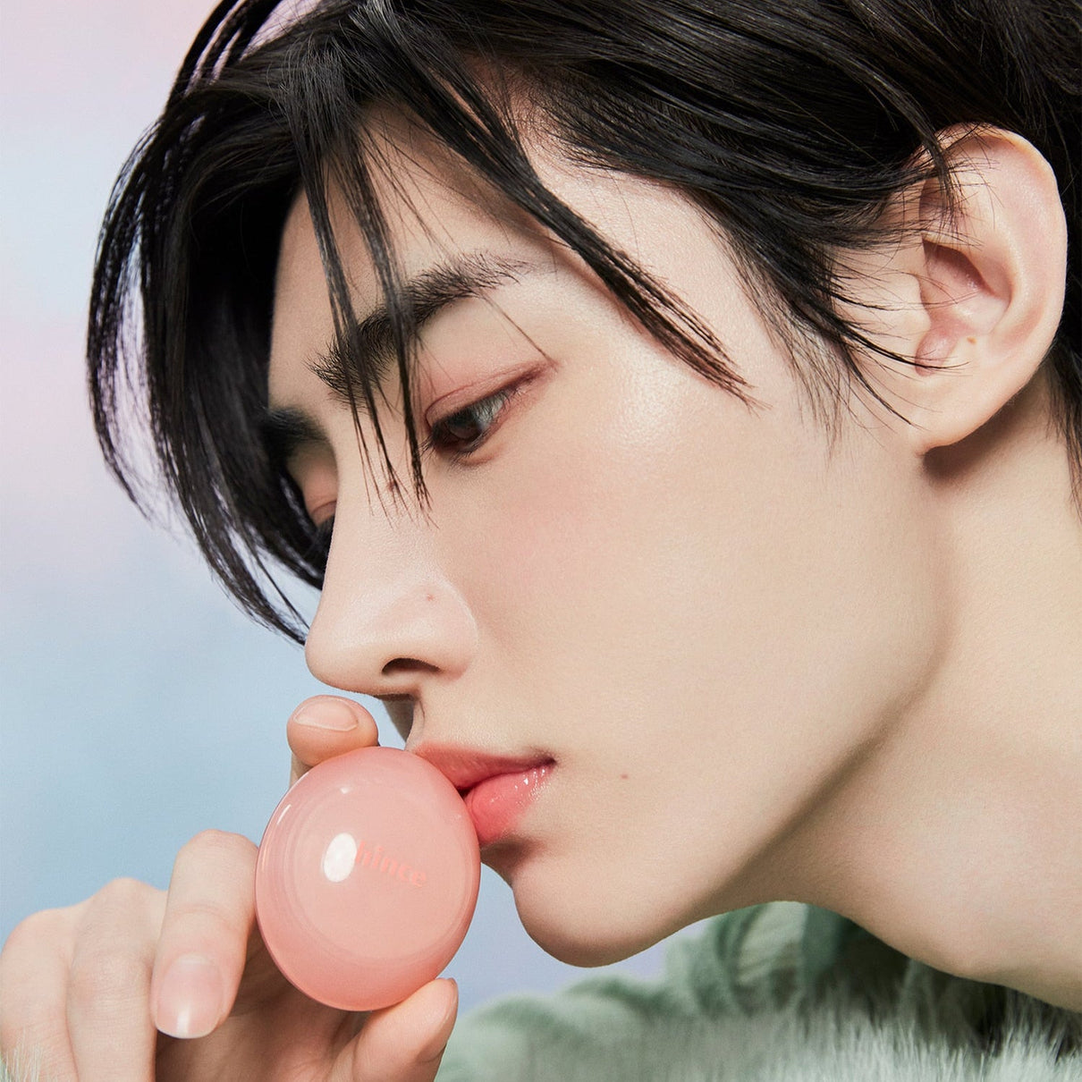 HINCE Low Glow Dewy Ball (Lip &Cheek) disponible sur Ma petite Coree, ton Eshop 100% K-beauty en direct de Seoul